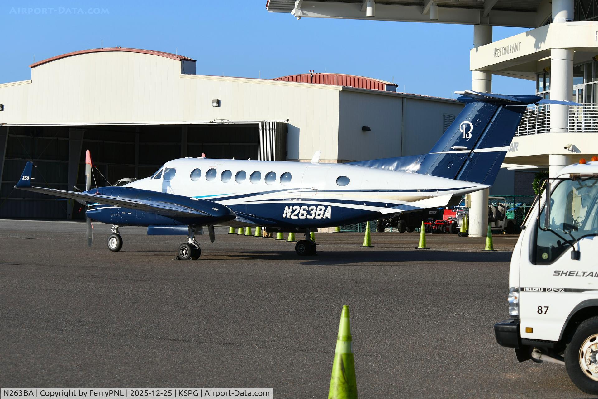 N263BA, 2001 Beech King Air 350 C/N FL-333, Creative Life Be380