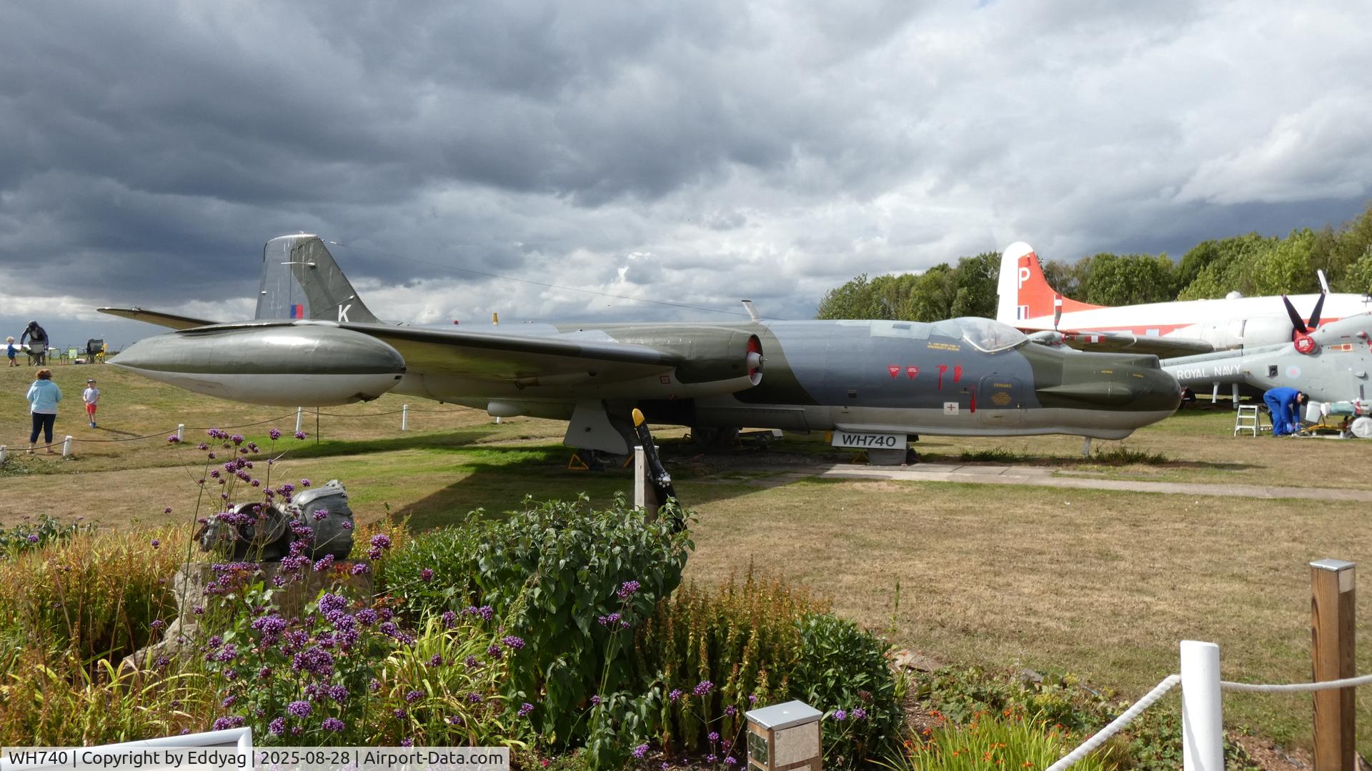 WH740, 1953 English Electric Canberra T.17 C/N Not found WH740, East Midlands Aeropark