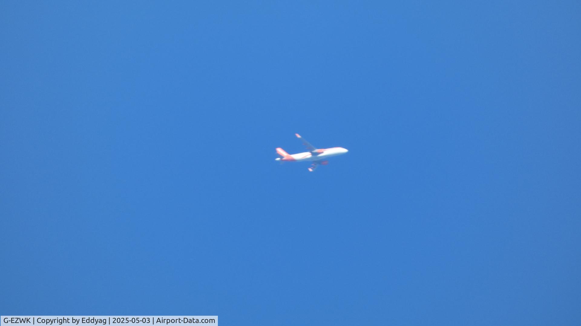 G-EZWK, 2013 Airbus A320-214 C/N 5688, easyJet