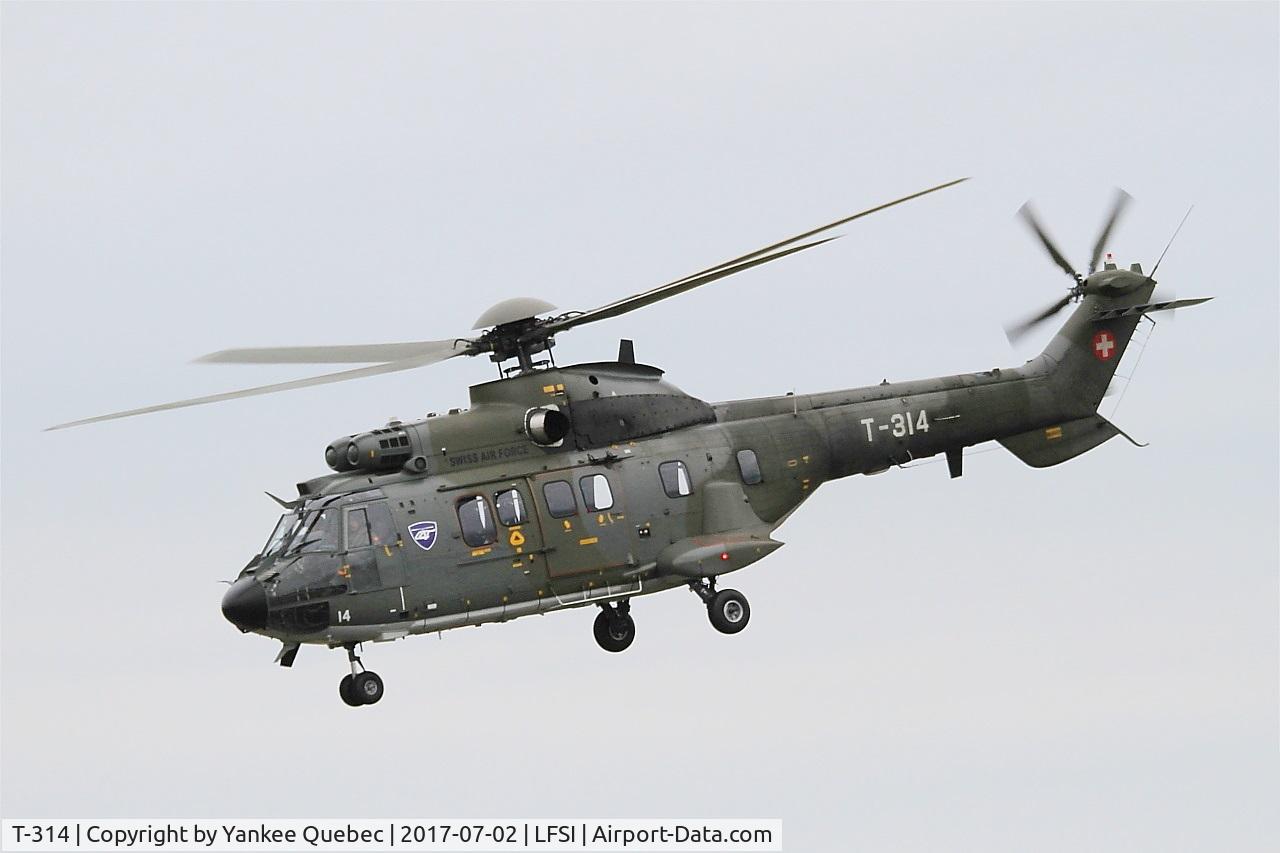 T-314, 1991 Aerospatiale TH89 Super Puma (AS-332M1) C/N 2328, Aerospatiale TH89 Super Puma, On display, St Dizier-Robinson Air Base 113 (LFSI)