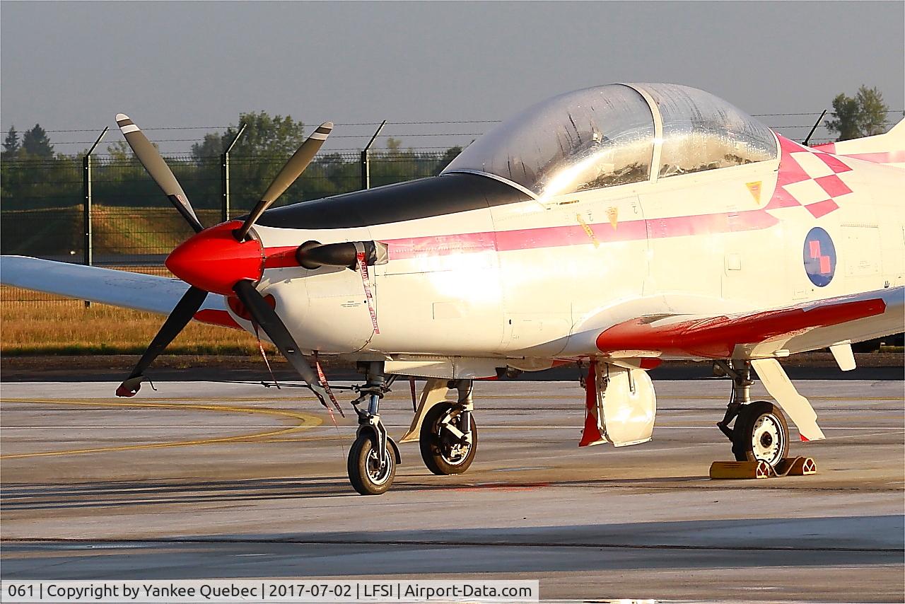 061, Pilatus PC-9M C/N 624, Pilatus PC-9M, Croatian Air Force aerobatic team, Flight line, St Dizier-Robinson Air Base 113 (LFSI)