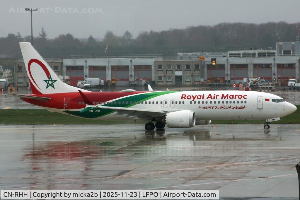 CN-RHH, 2017 Boeing 737-8 MAX C/N 42830, Taxiing
