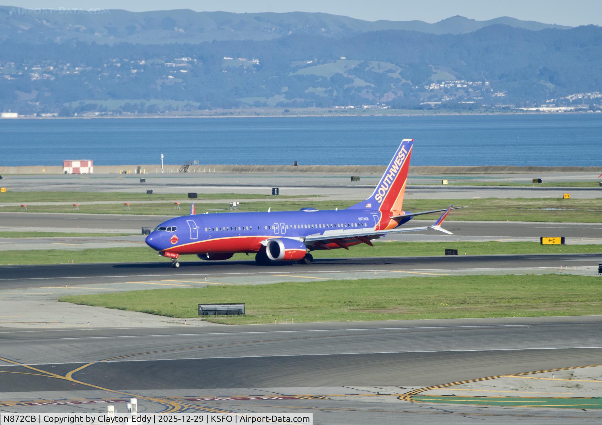 N872CB, 2022 Boeing 737 MAX 8 C/N 67780, Sky Terrace SFO 2025