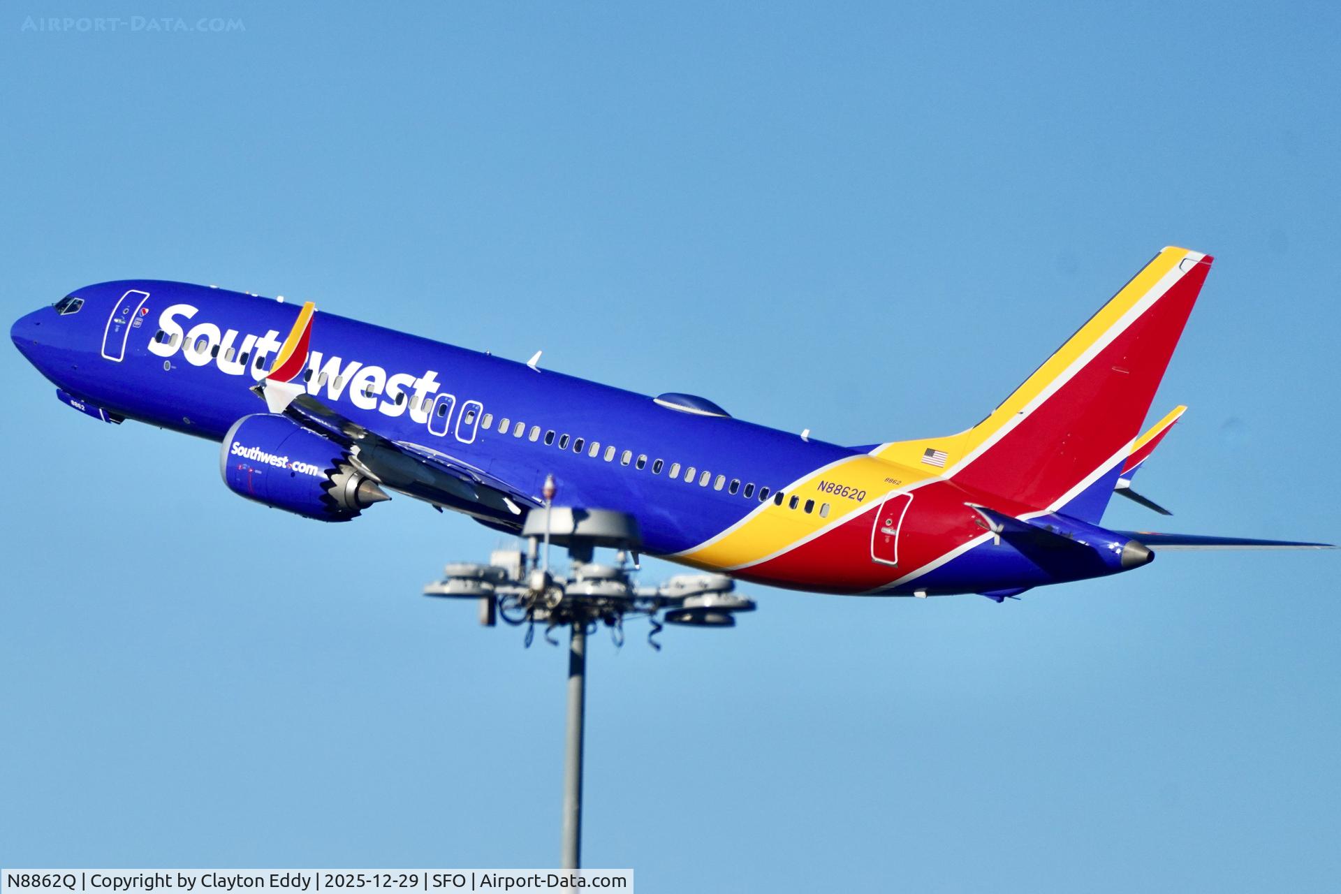 N8862Q, 2023 Boeing 737 MAX 8 C/N 67863, Sky Terrace SFO 2025