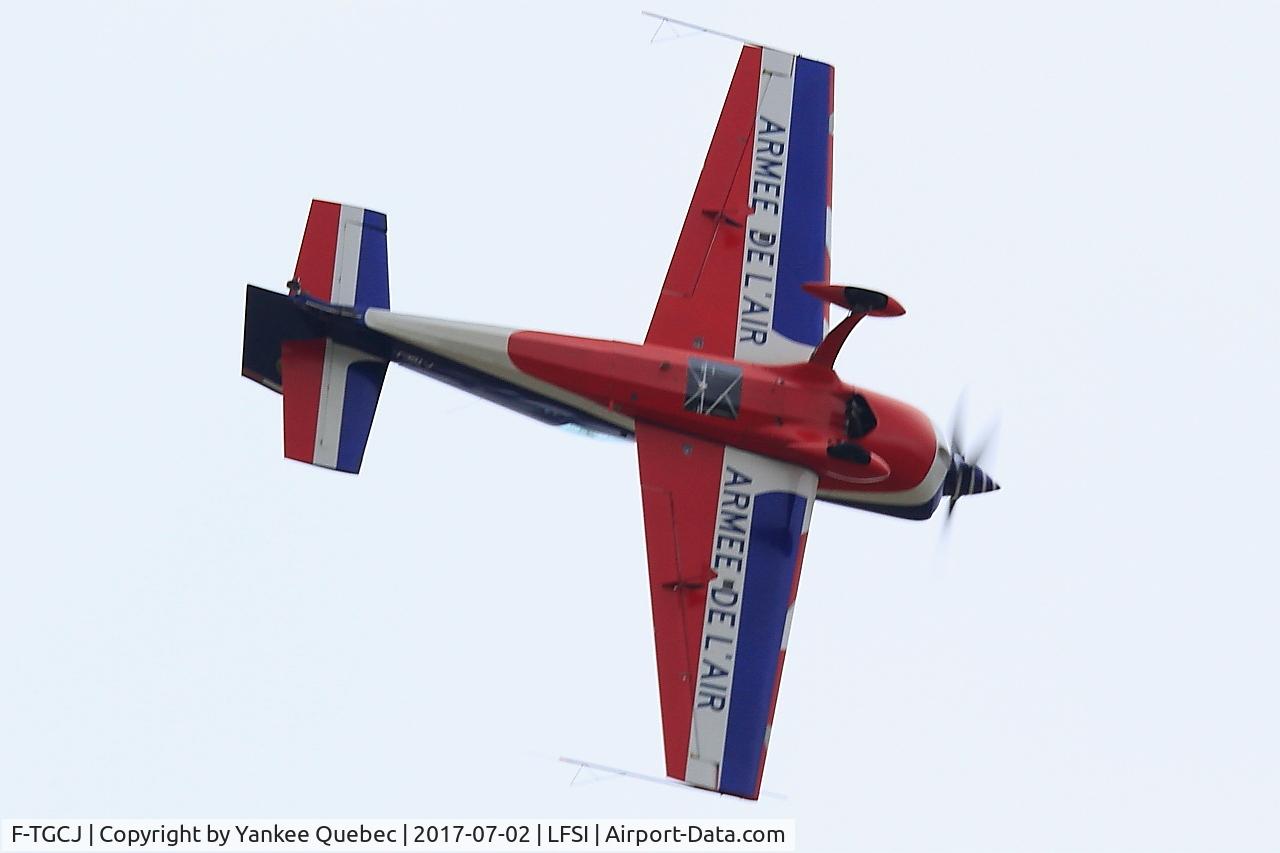 F-TGCJ, Extra EA-330SC C/N 05, Extra 330SC, French Air Force aerobatic team, On display, St Dizier-Robinson Air Base 113 (LFSI)