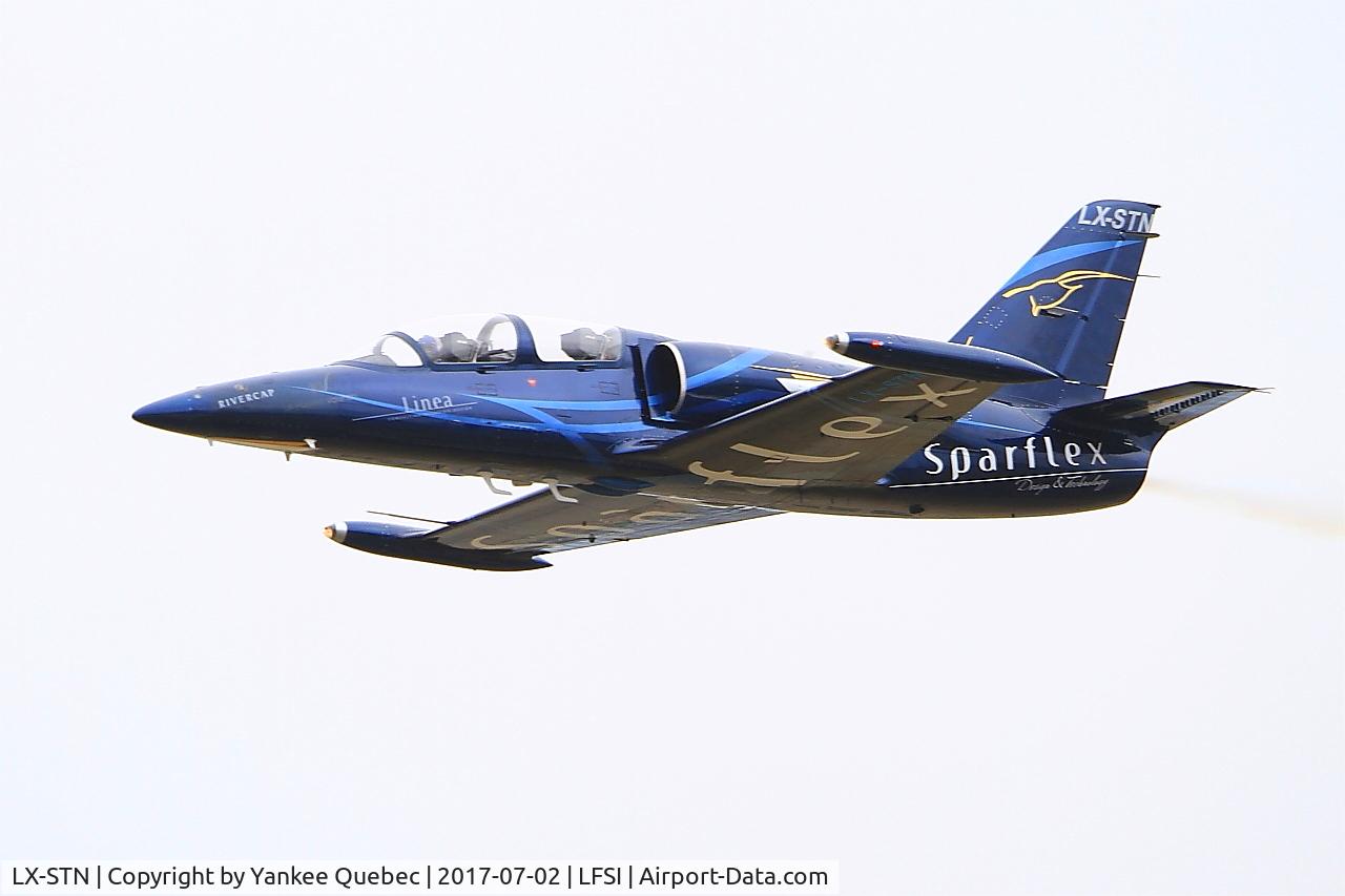 LX-STN, Aero L-39C Albatros C/N 232152, Aero L-39C Albatros, Fly & Fun french team, On display, St Dizier-Robinson Air Base 113 (LFSI)