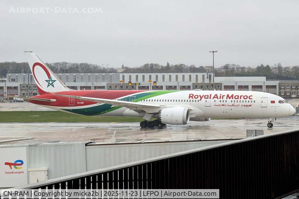 CN-RAM, 2018 Boeing 787-9 Dreamliner C/N 64625, Taxiing