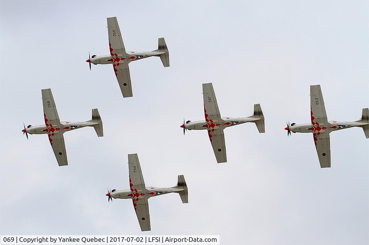 069, Pilatus PC-9M C/N 632, Croatian Air Force aerobatic team, On display, St Dizier-Robinson Air Base 113 (LFSI)