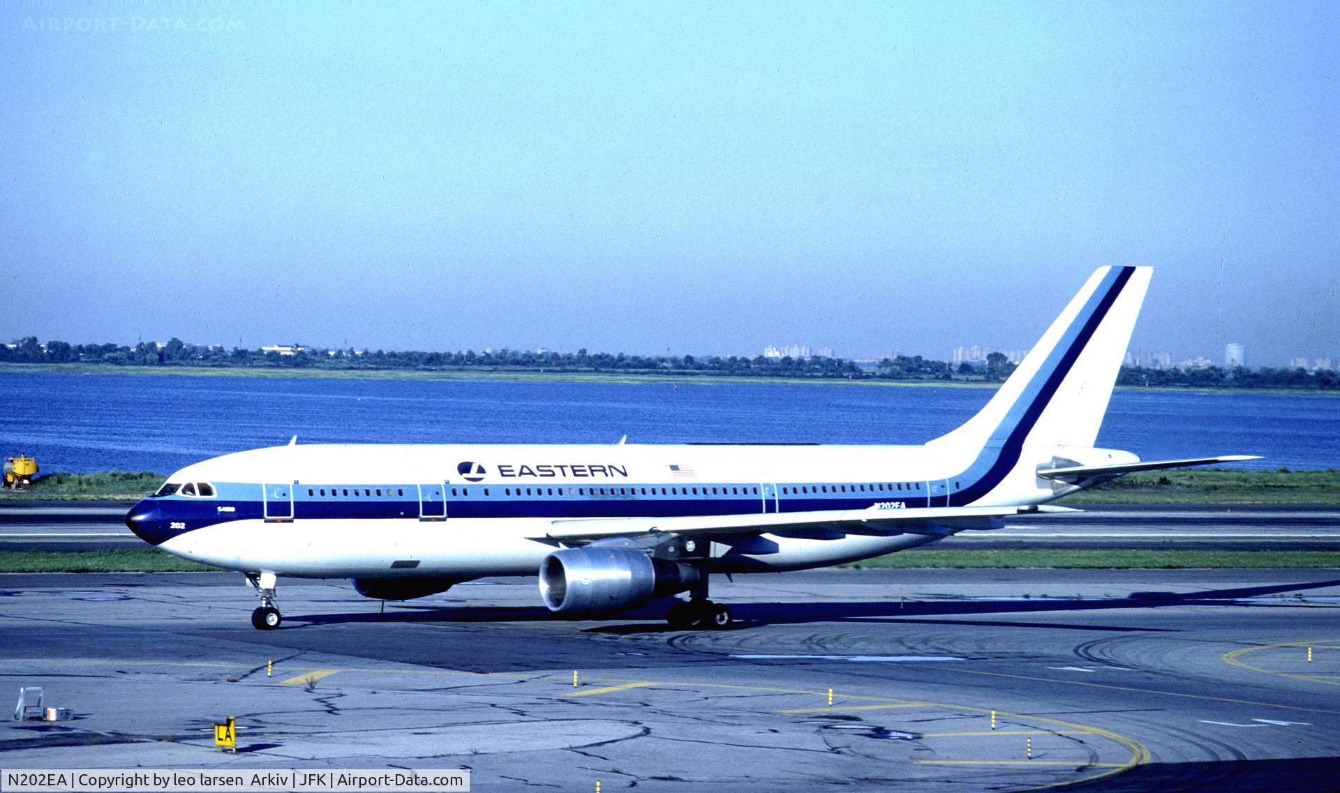 N202EA, Airbus A300B4-2C C/N 042, JFK 8.1979