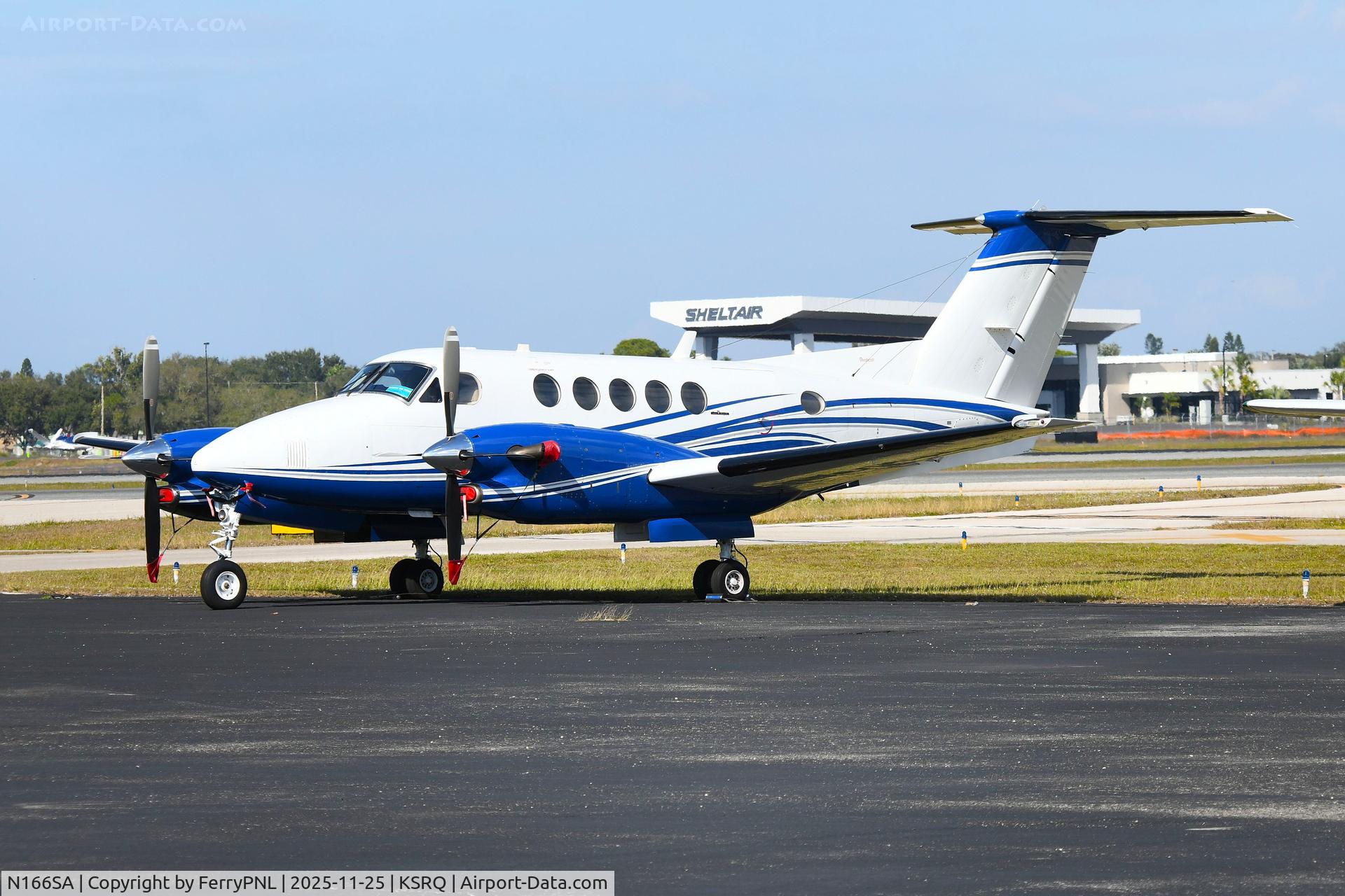 N166SA, 1988 Beech 300 C/N FA-166, Clear Skies Be300