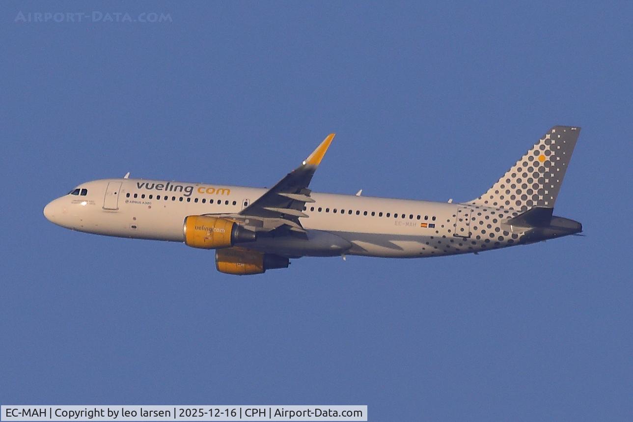 EC-MAH, 2014 Airbus A320-214 C/N 6039, Copenhagen 16.12.2025