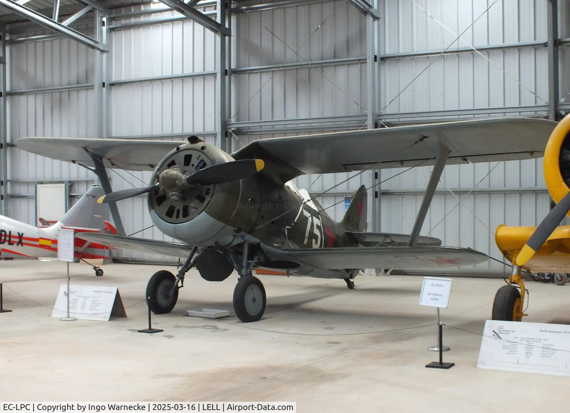 EC-LPC, Polikarpov I-153 Chaika C/N 7027, Polikarpov I-153 Chaika at the FPAC (Fundació Parc Aeronàutic de Catalunya) Museu Aeronàutic de Catalunya at Sabadell airport