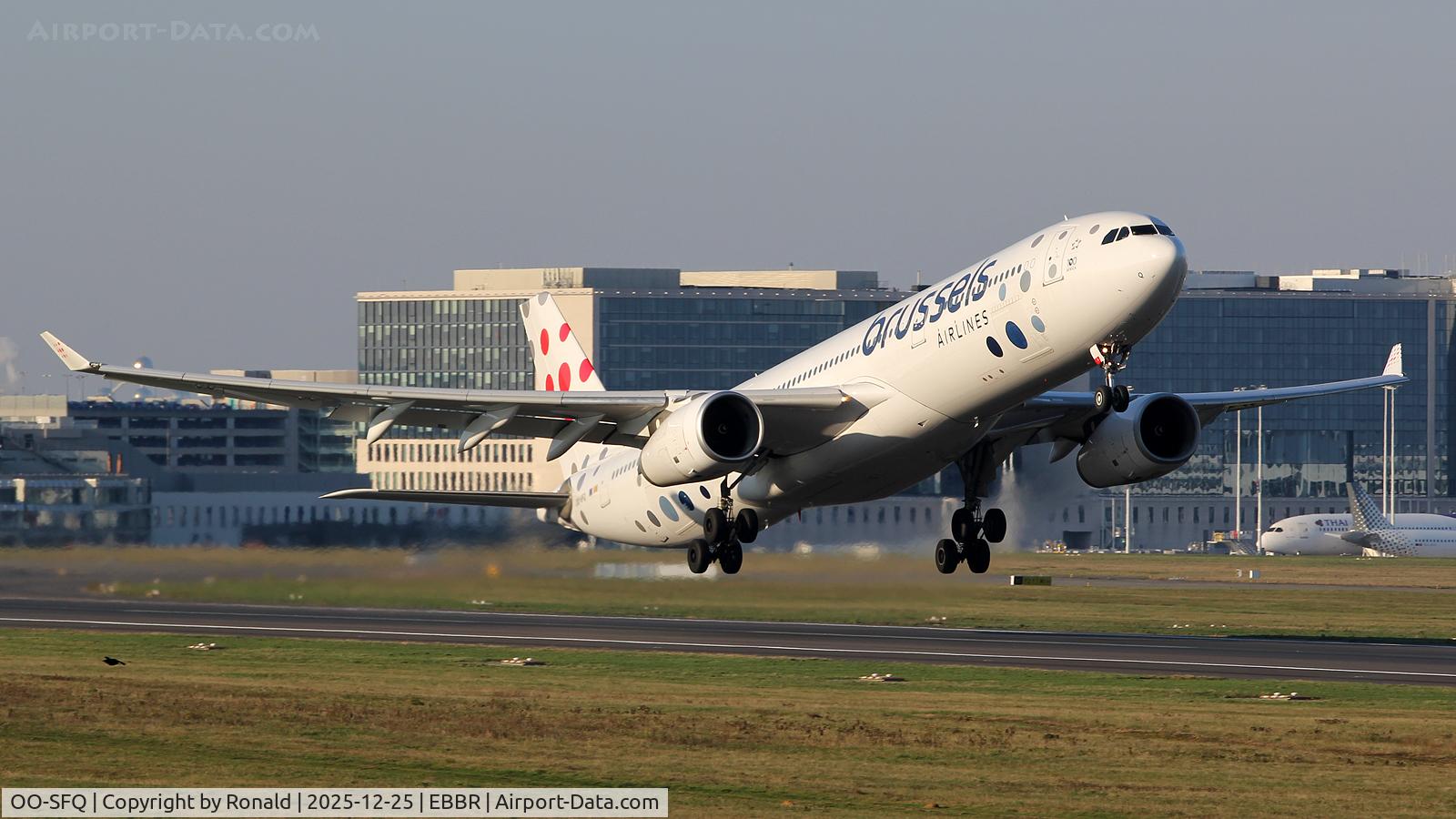 OO-SFQ, 2008 Airbus A330-343X C/N 913, at ebbr