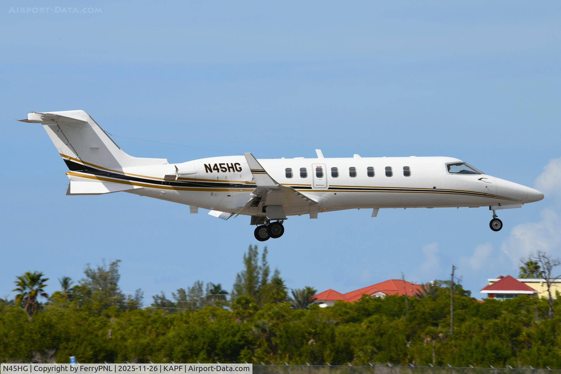 N45HG, 2007 Learjet Inc 45 C/N 343, Asphalt Materials Inc Lj45 landing