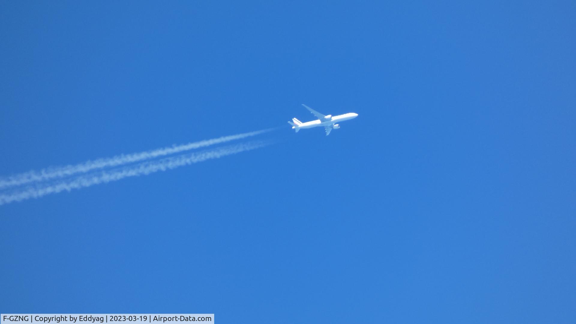 F-GZNG, 2009 Boeing 777-328/ER C/N 32968, Air France
