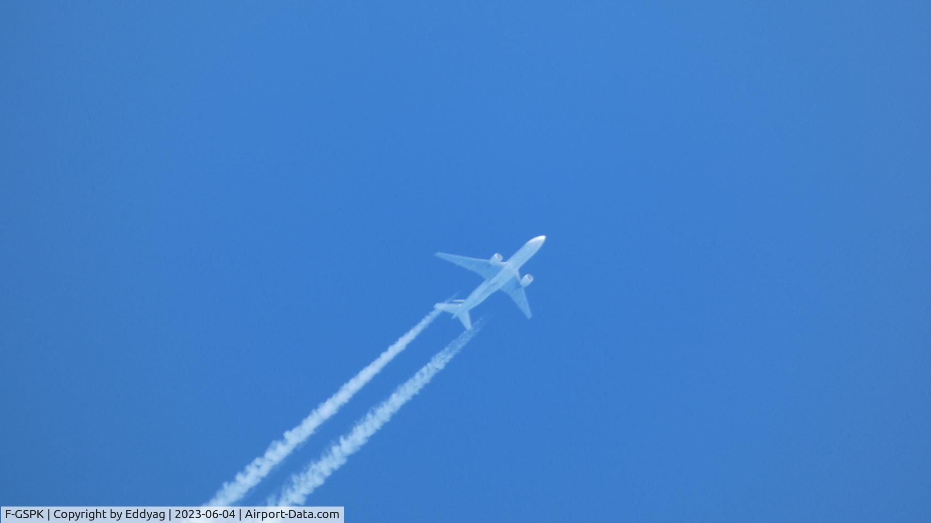 F-GSPK, 2000 Boeing 777-228/ER C/N 29010, Air France