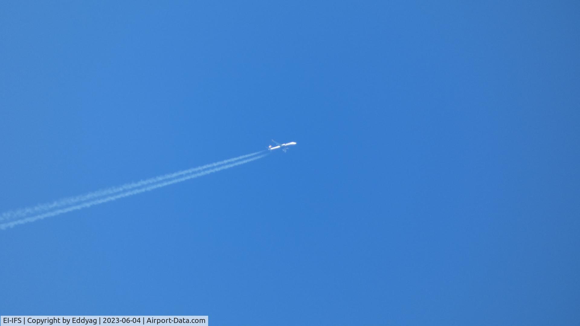 EI-IFS, 2022 Boeing 737-8200 MAX C/N 67135, Ryanair