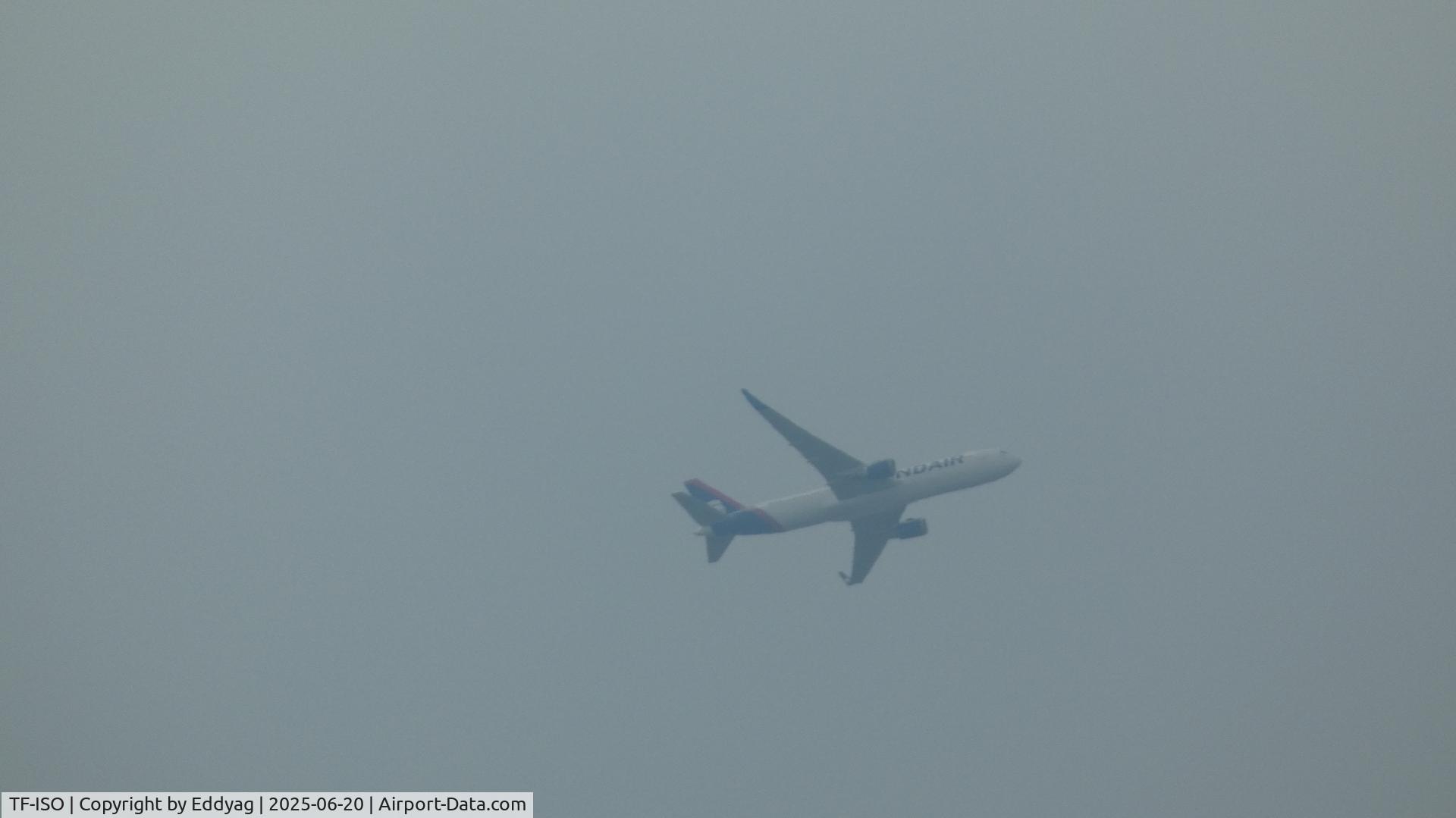 TF-ISO, 2000 Boeing 767-319 C/N 29388, Icelandair