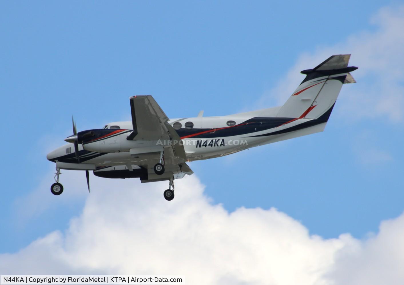 N44KA, 2000 Raytheon Aircraft Company B200 C/N BB-1711, Kingair 200 zx tlh-tpa