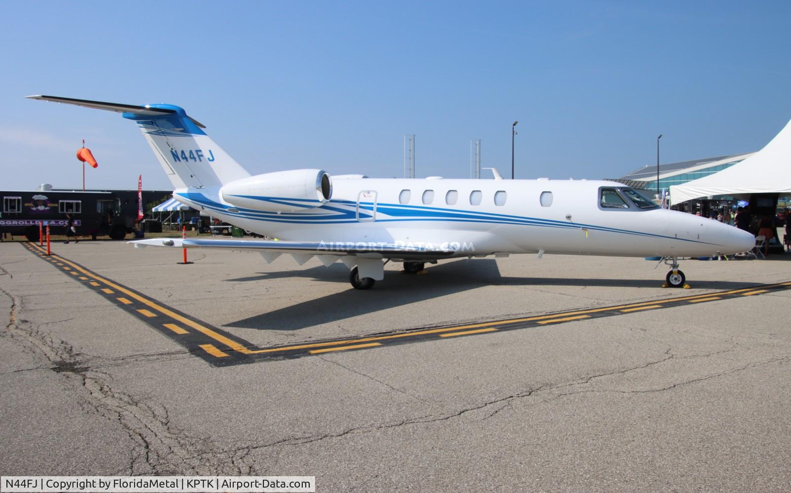 N44FJ, 2012 Cessna 525C CitationJet CJ4 C/N 525C-0071, C525C  zx 