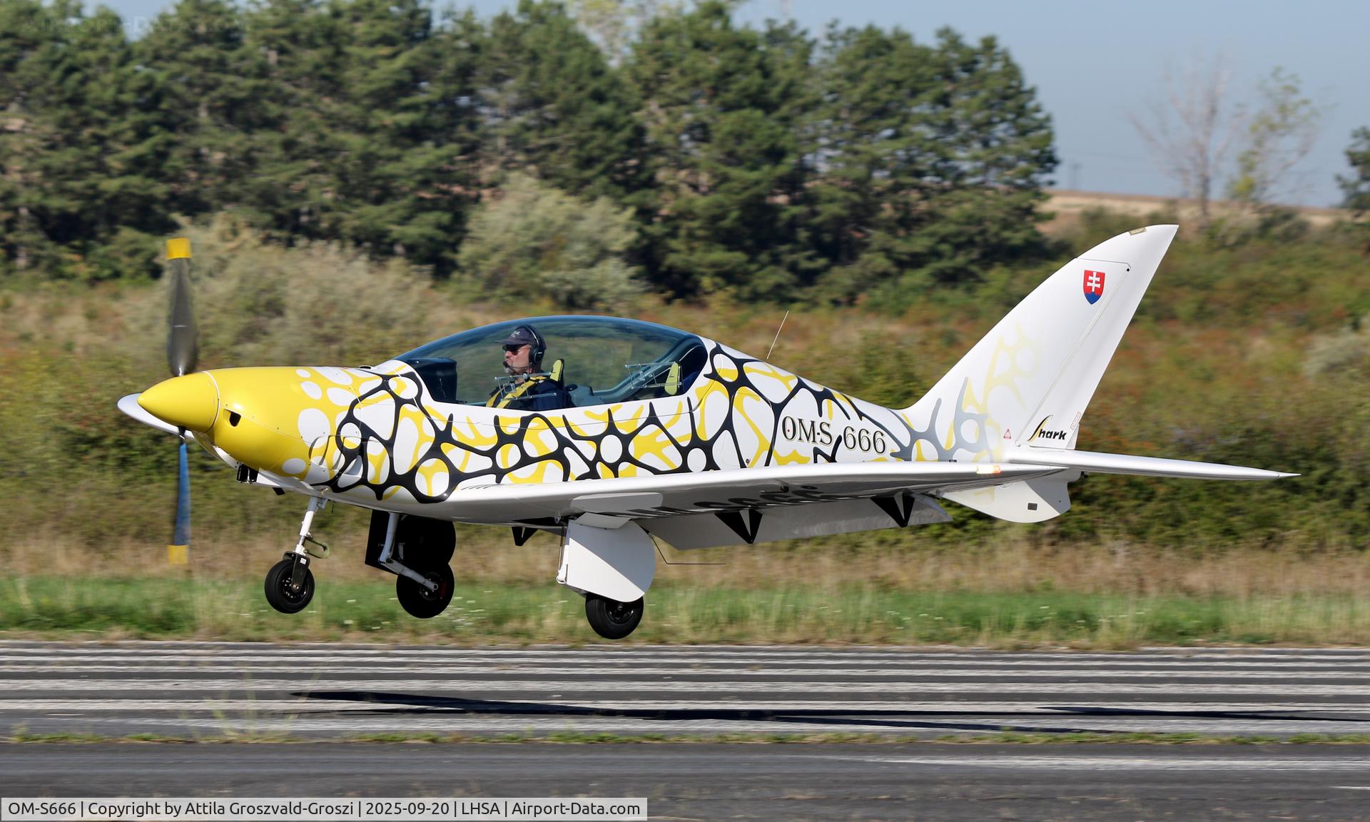 OM-S666, Shark Aero Shark C/N 090, LHSA - Szentkirályszabadja Airport, Hungary