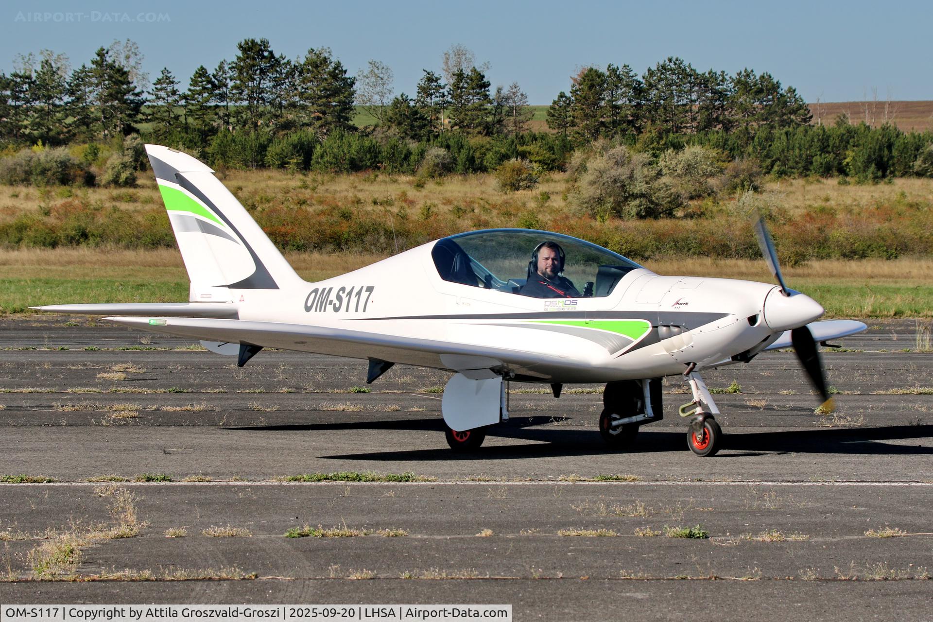 OM-S117, Shark Aero Shark C/N 117, LHSA - Szentkirályszabadja Airport, Hungary