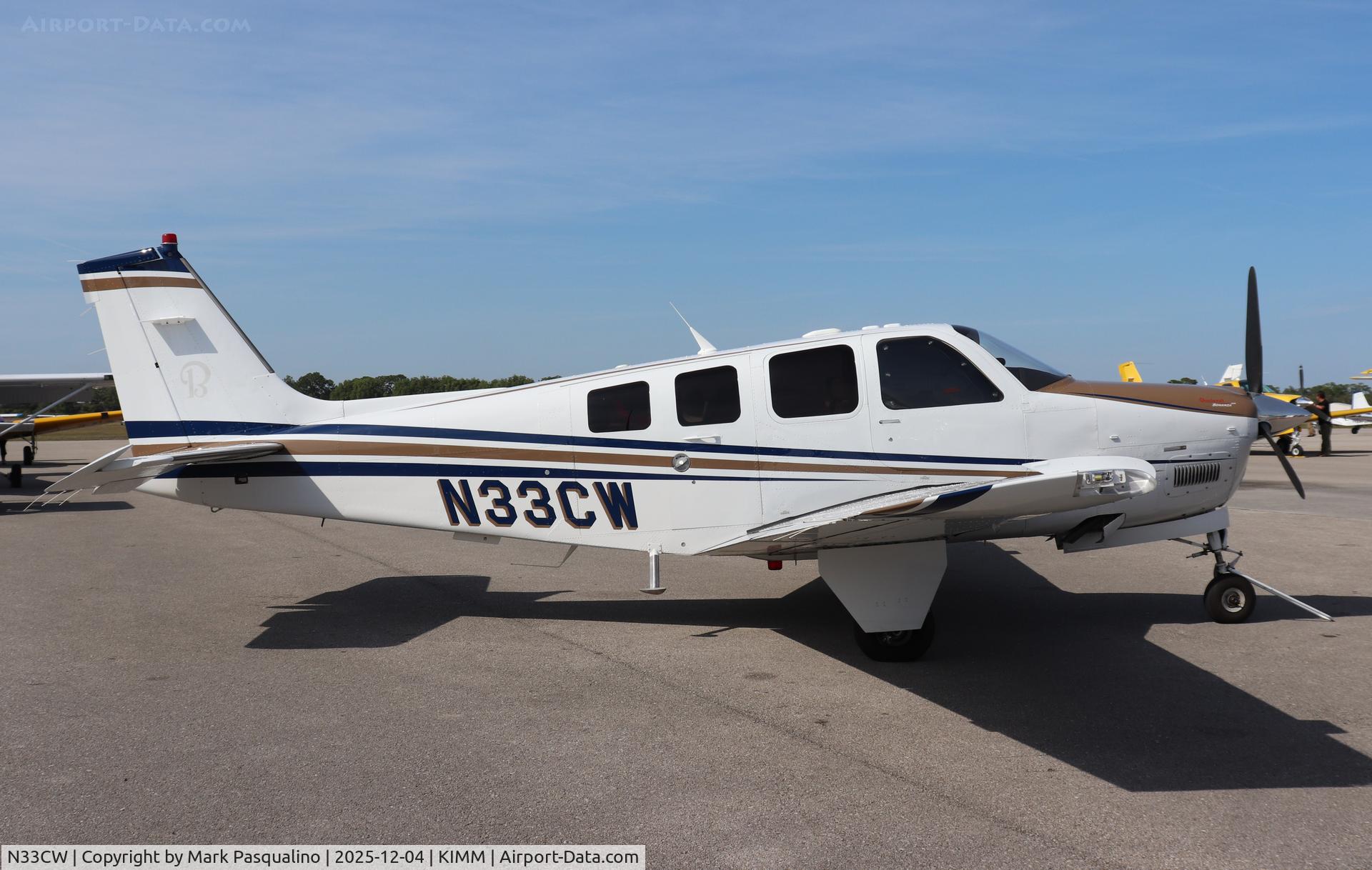 N33CW, 2006 Beech G36 C/N E-3698, Beech G36