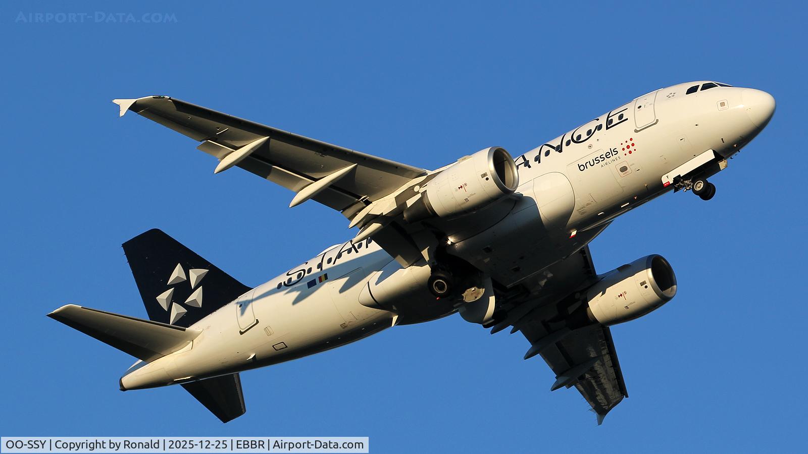 OO-SSY, 2005 Airbus A319-112 C/N 2494, at ebbr