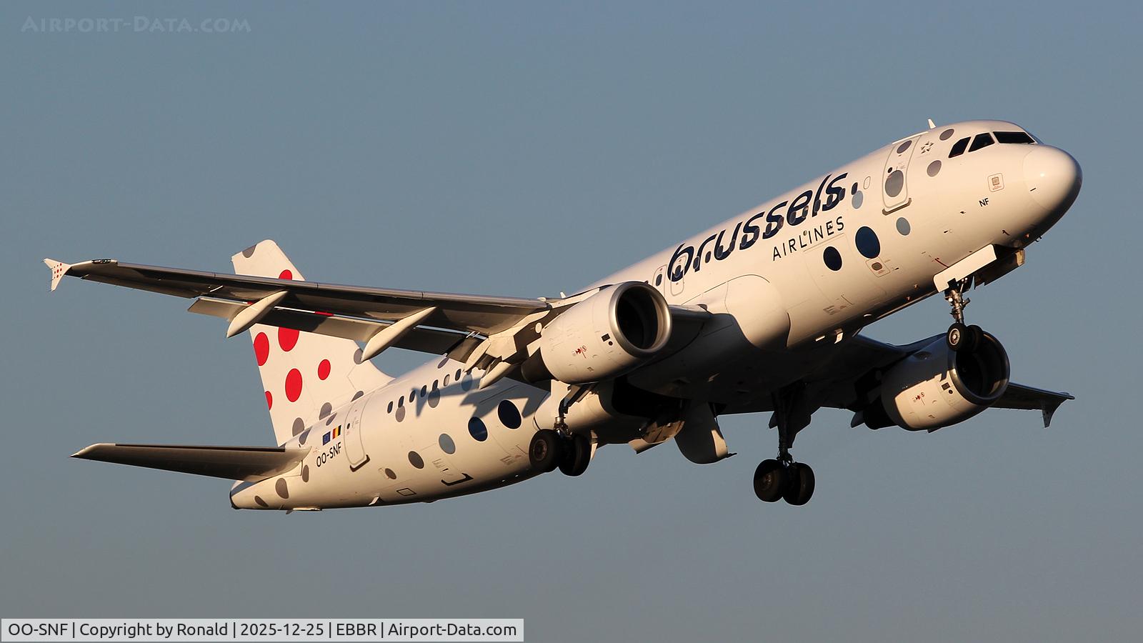 OO-SNF, 2006 Airbus A320-214 C/N 2810, at ebbr