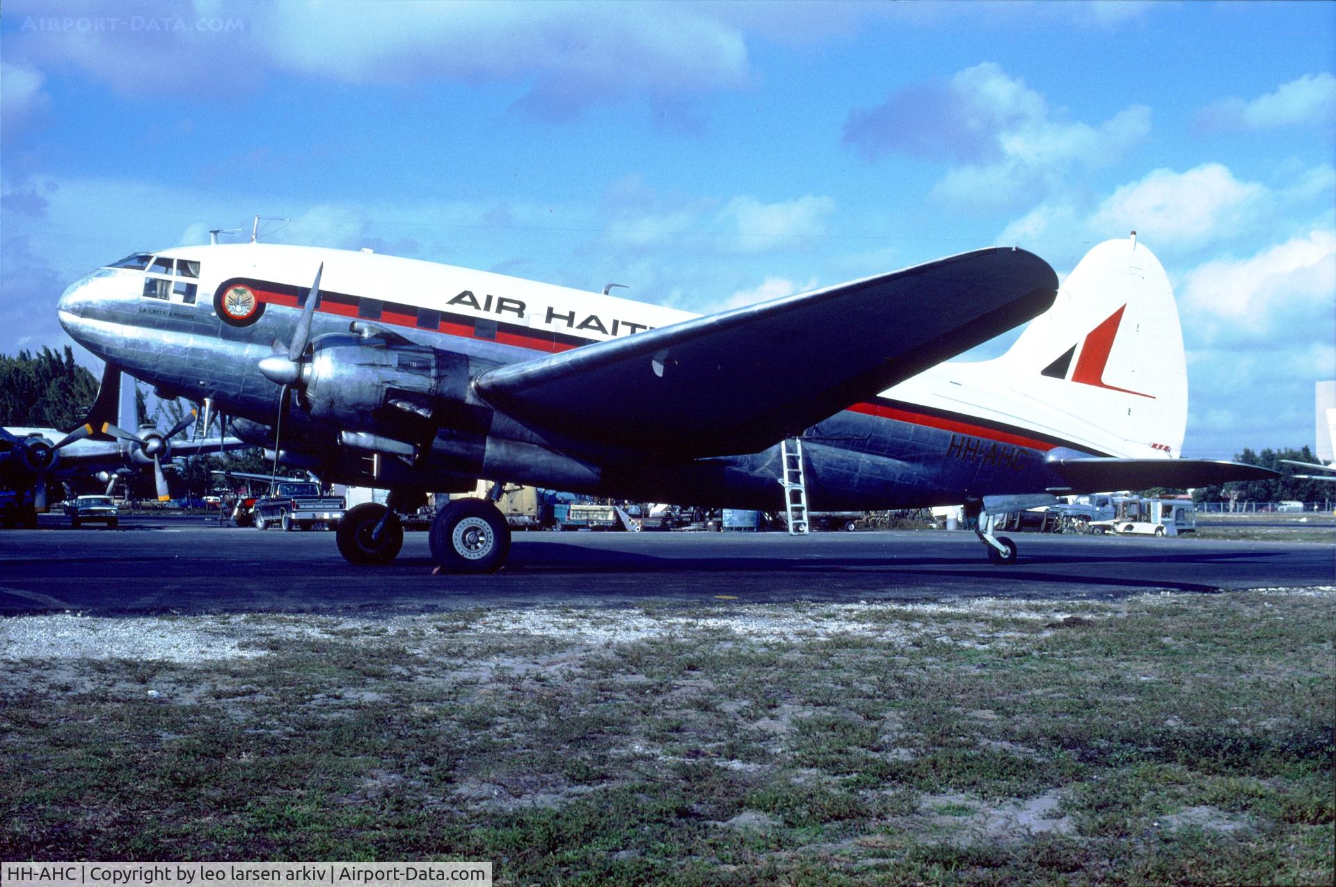 HH-AHC, 1944 Curtiss C-46A Commando C/N 30268, 1974-80