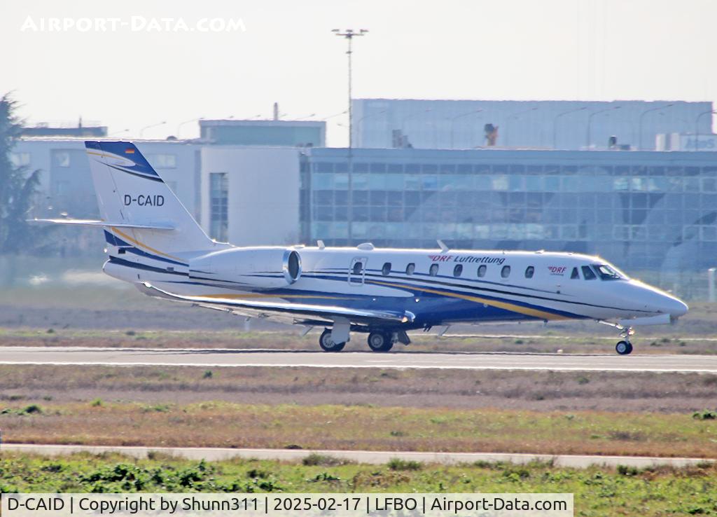 D-CAID, 2014 Cessna 680 Citation Sovereign + C/N 680-0506, Taking off from rwy 32R