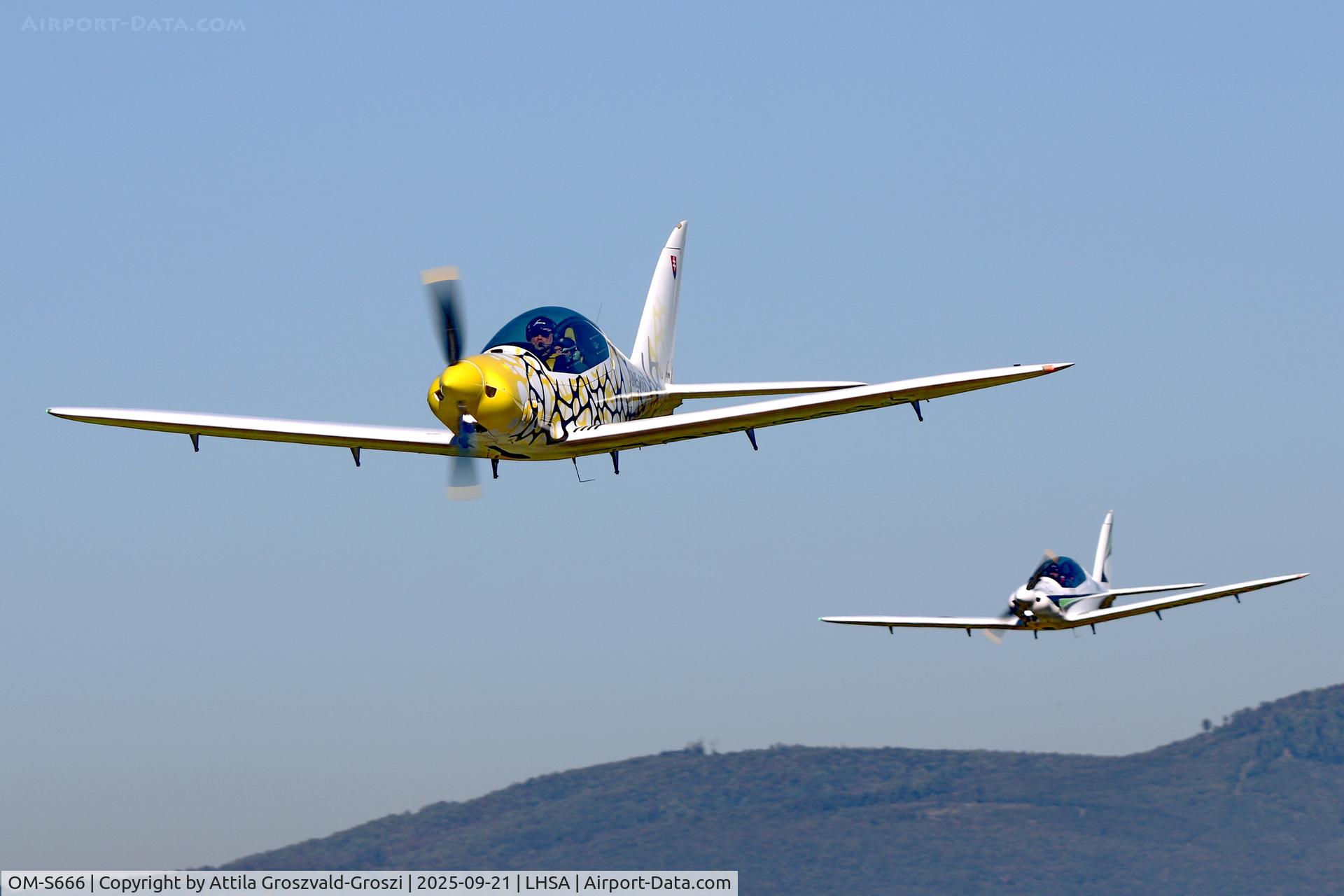 OM-S666, Shark Aero Shark C/N 090, LHSA - Szentkirályszabadja Airport, Hungary