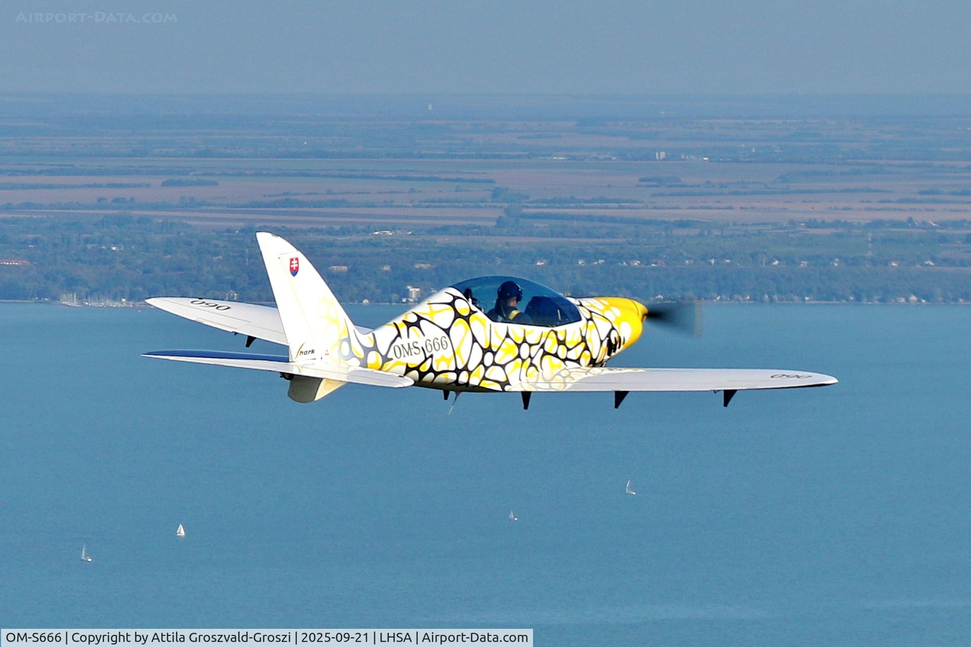 OM-S666, Shark Aero Shark C/N 090, LHSA - Szentkirályszabadja Airport, Hungary