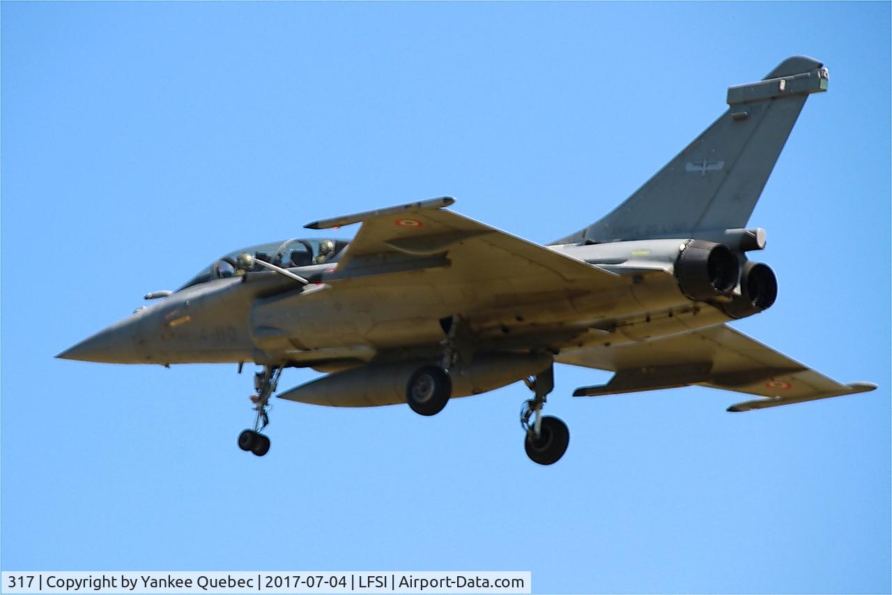 317, Dassault Rafale B C/N 317, Dassault Rafale B, On final rwy 29, St Dizier-Robinson Air Base 113 (LFSI)