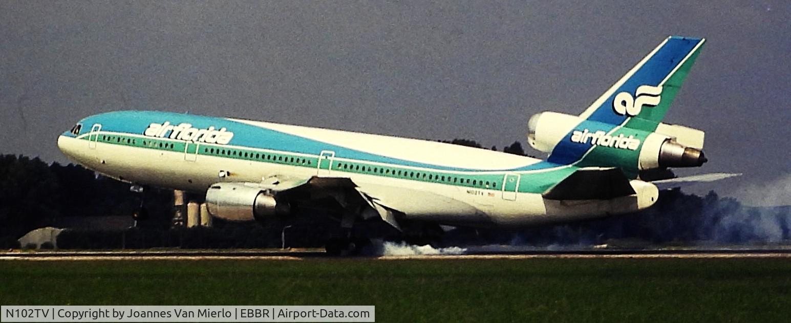 N102TV, 1973 McDonnell Douglas MD-10-30F C/N 46801, ex-slide
