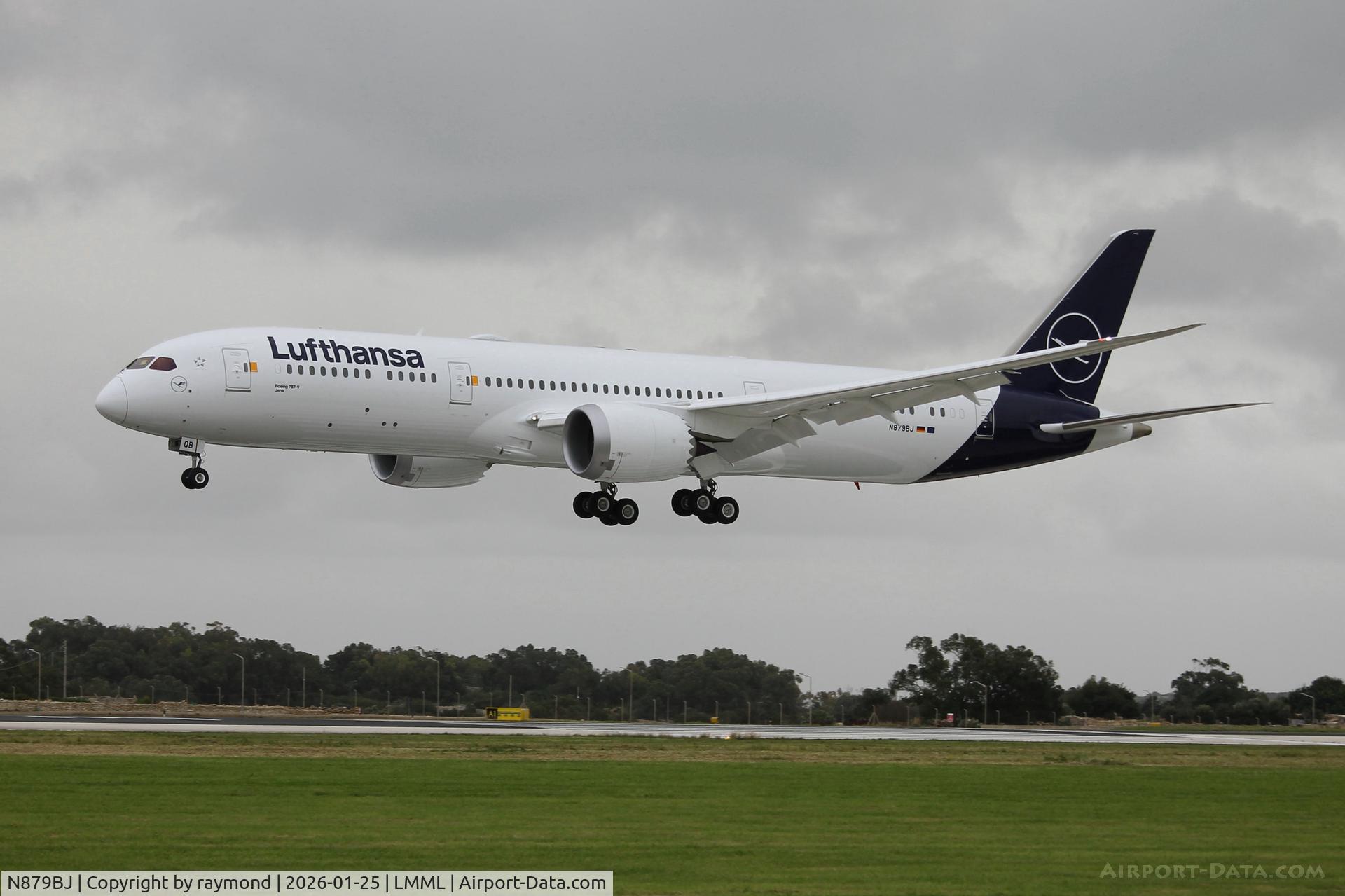 N879BJ, Boeing 787-9 Dreamliner Dreamliner C/N 63348, Boeing 787-9 Dreamliner reg N879BJ of Lufthansa flown direct from Everett Boeing USA.
The aircraft continued to LT Malta and will be registered as D-ABQB.