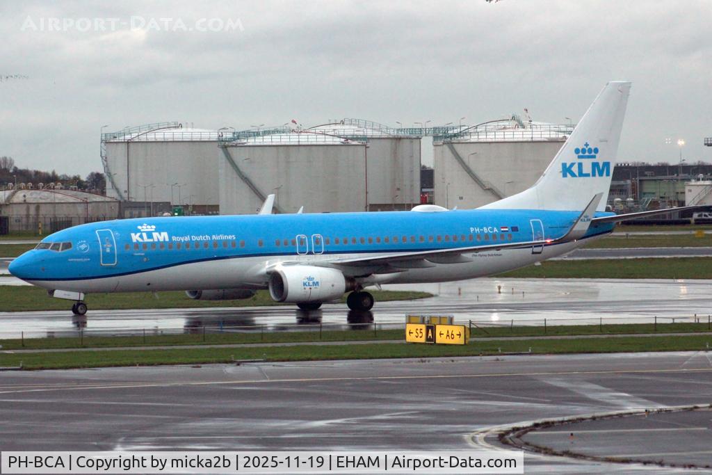 PH-BCA, 2010 Boeing 737-8K2 C/N 37820, Taxiing