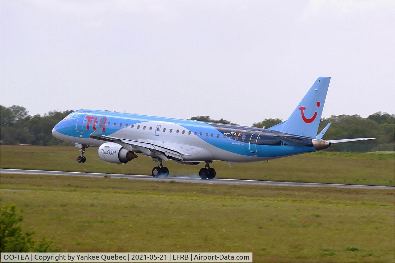 OO-TEA, 2014 Embraer 190LR (ERJ-190-100LR) C/N 19000665, Embraer 190LR, Landing rwy 25L, Brest-Bretagne Airport (LFRB-BES)