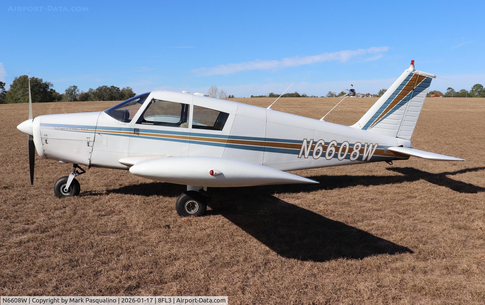 N6608W, 1965 Piper PA-28-140 C/N 28-20702, Piper PA-28-140