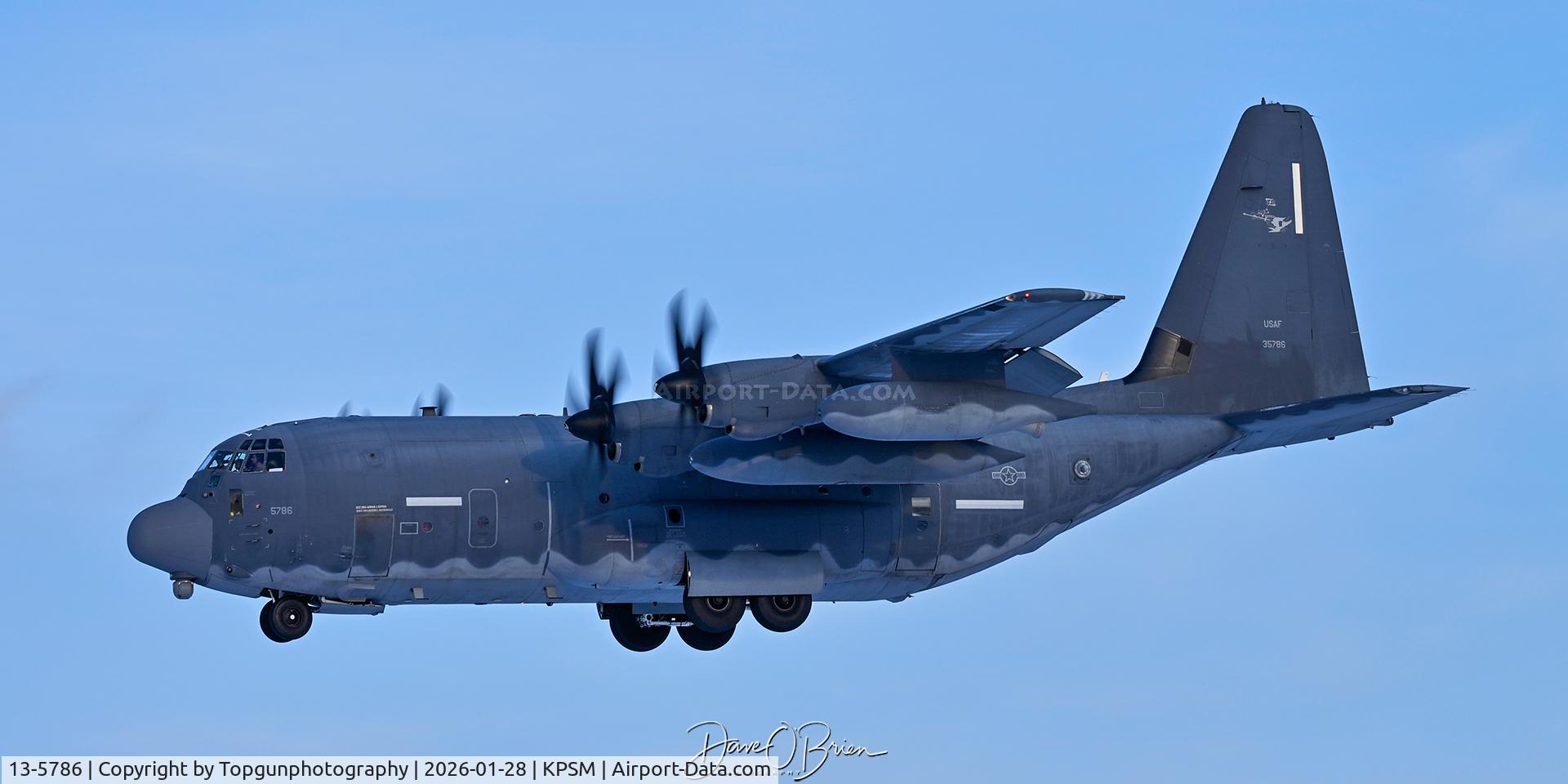 13-5786, 2015 Lockheed Martin MC-130J Commando II C/N 382-5786, DAGGER13 landing RW34