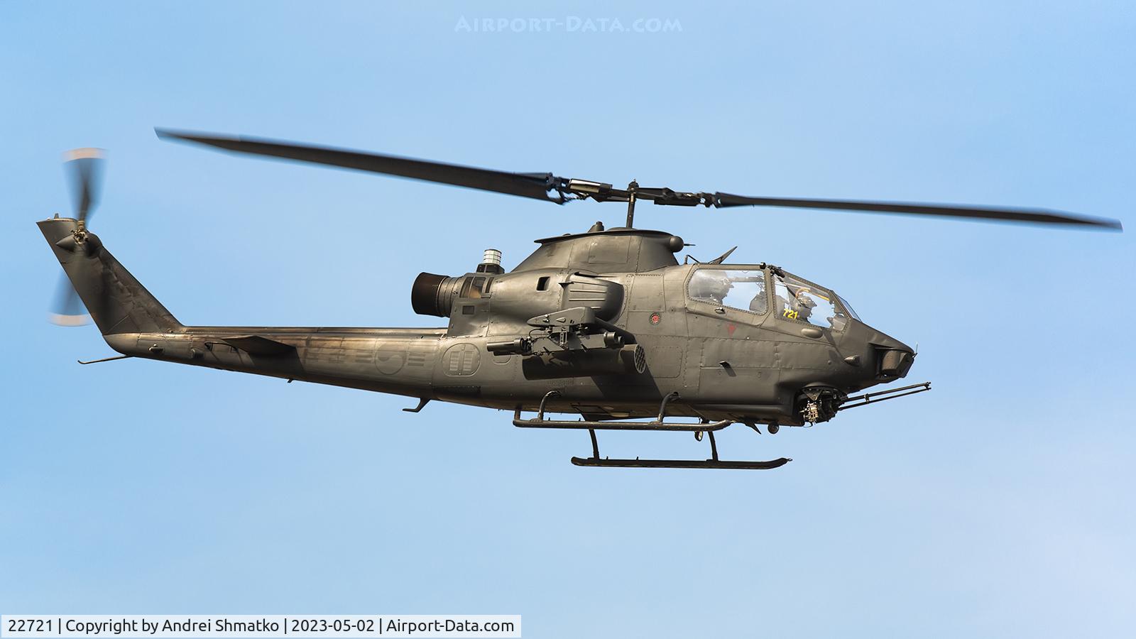 22721, Bell AH-1F C/N **-22721, Training flight.