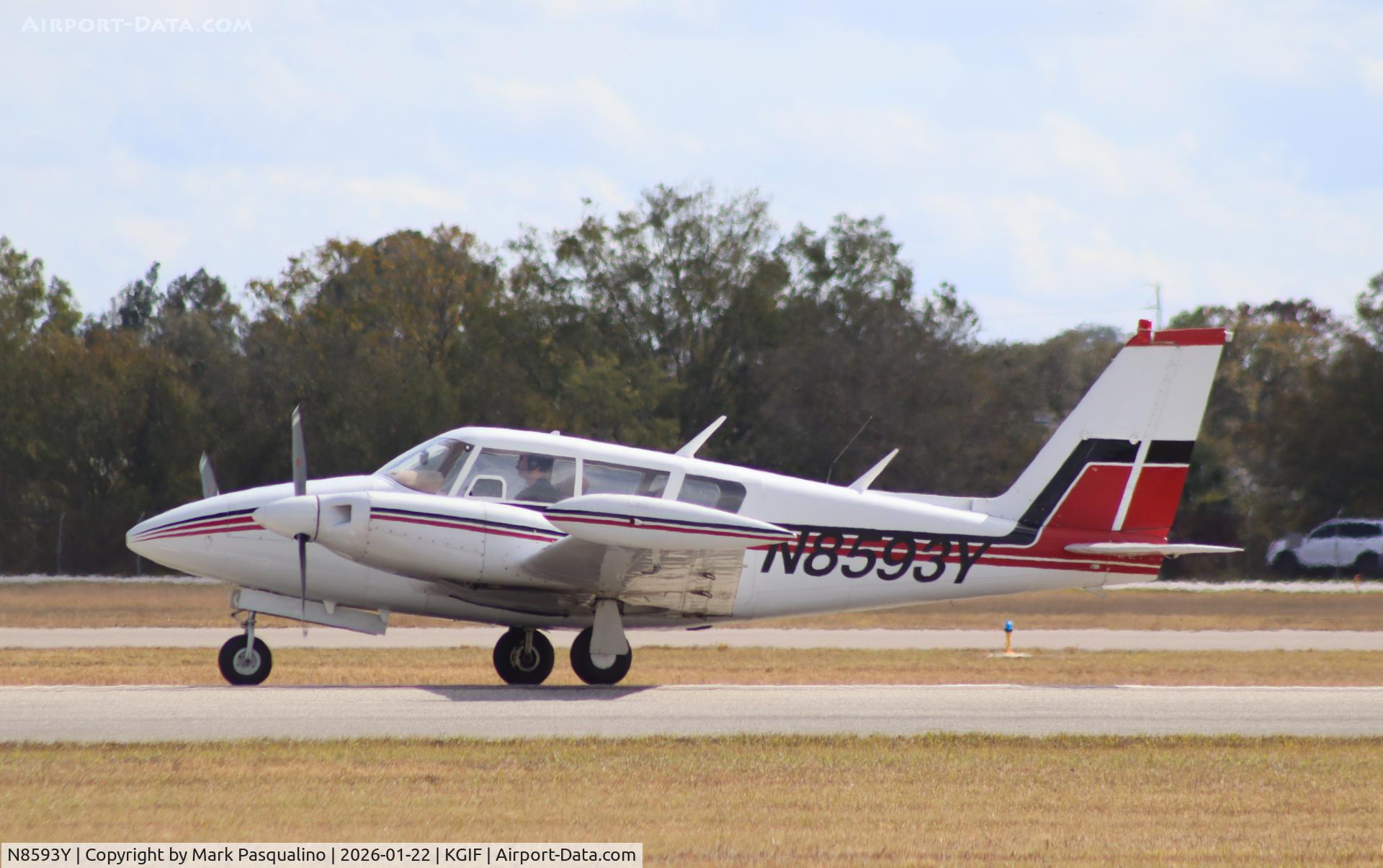 N8593Y, 1967 Piper PA-30 Twin Comanche C/N 30-1640, Piper PA-30