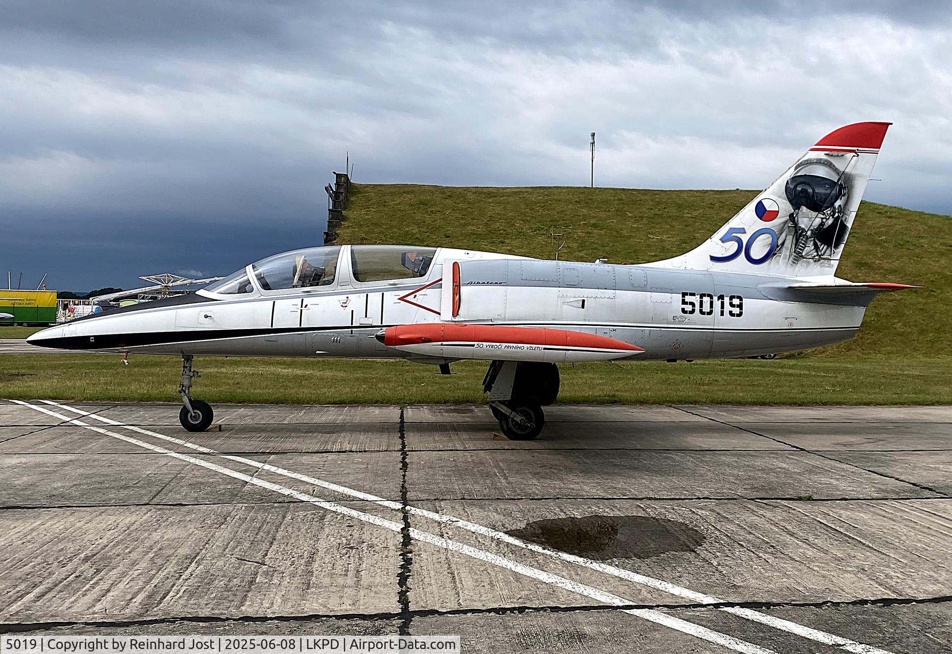 5019, Aero L-39ZA Albatros C/N 035019, 2018 this Czech Air Force Albatros got a special paint scheme to celebrate 50 years of the first flight of the L-39 Albatros.