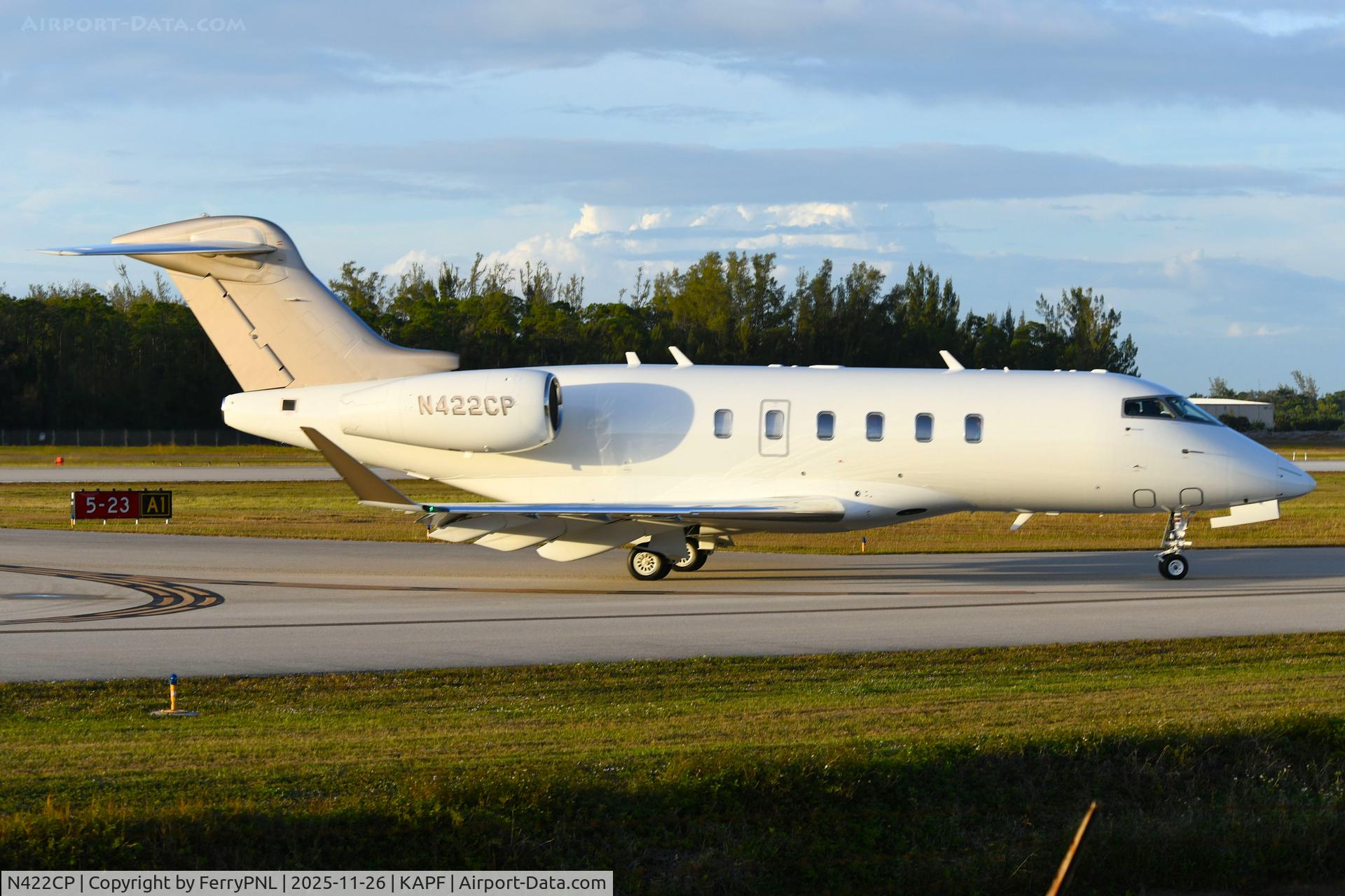 N422CP, 2019 Bombardier Challenger 350 C/N 20826, POHLAD CHARLES B CL350 arriving in APF
