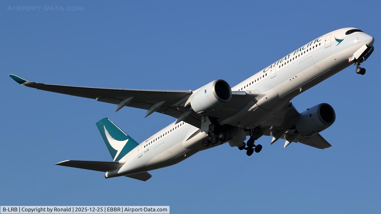 B-LRB, 2016 Airbus A350-941 C/N 032, at ebbr