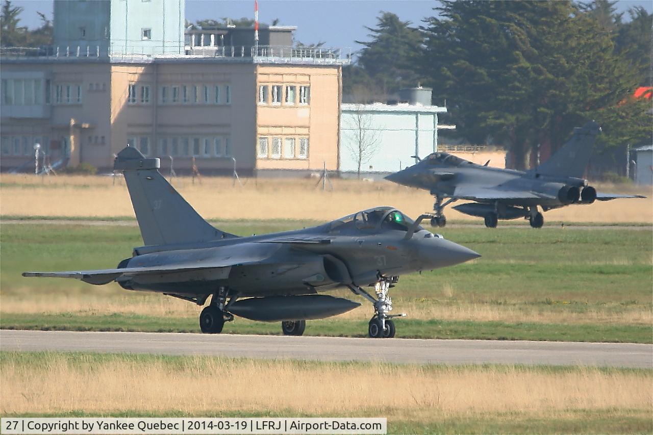 27, 2011 Dassault Rafale M C/N 27, Dassault Rafale M, Landivisiau Naval Air Base (LFRJ-LDV)