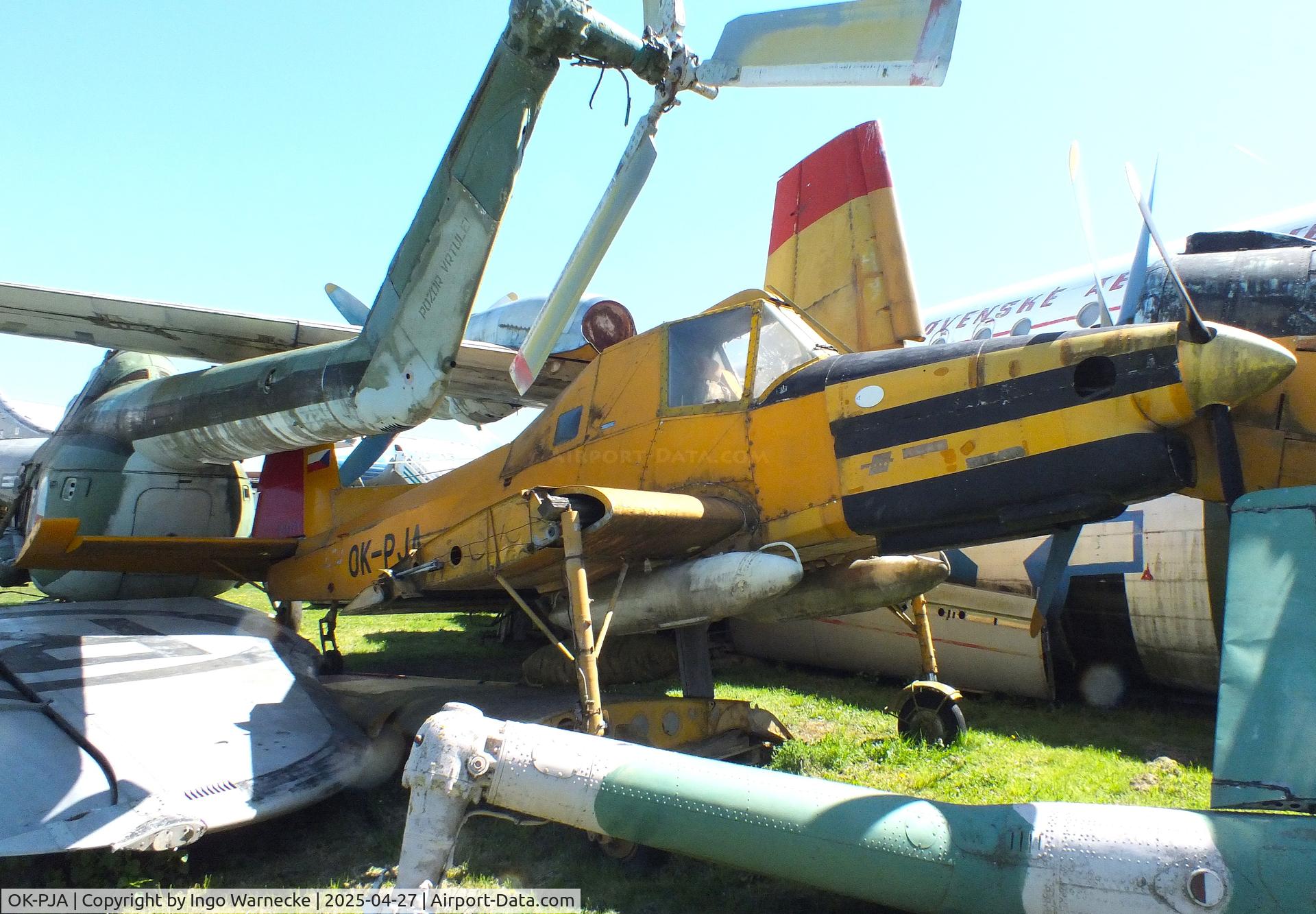 OK-PJA, Zlin Z-37T Agro-Turbo C/N 001, Zlin Z-37T Agro-Turbo prototype (port wing folded/starboard wing dismounted) at the Air Park Zruč-Senec