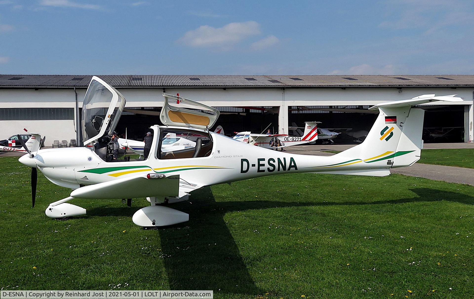 D-ESNA, Diamond DA 40 Diamond Star C/N 40.237, 2021-build Diamond Star at its homebase Seitenstetten (LOLT), Austria