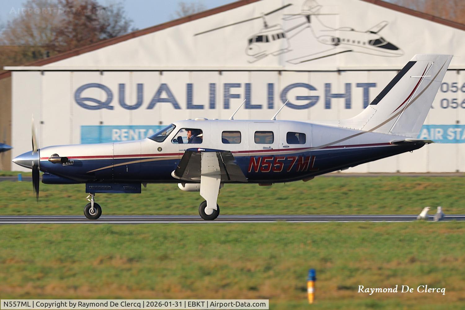 N557ML, 1996 Piper PA-46-350P Malibu Mirage C/N 4636064, Departing Kortrijk Airport.