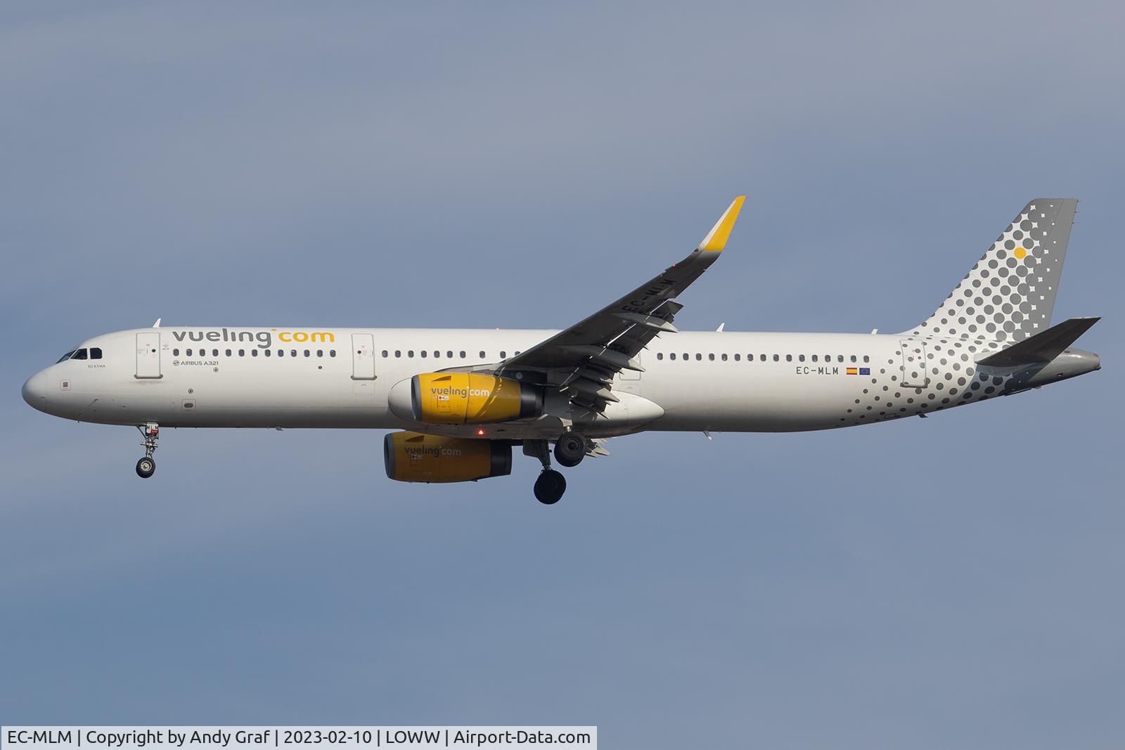 EC-MLM, 2016 Airbus A321-231 C/N 7108, Vueling A321